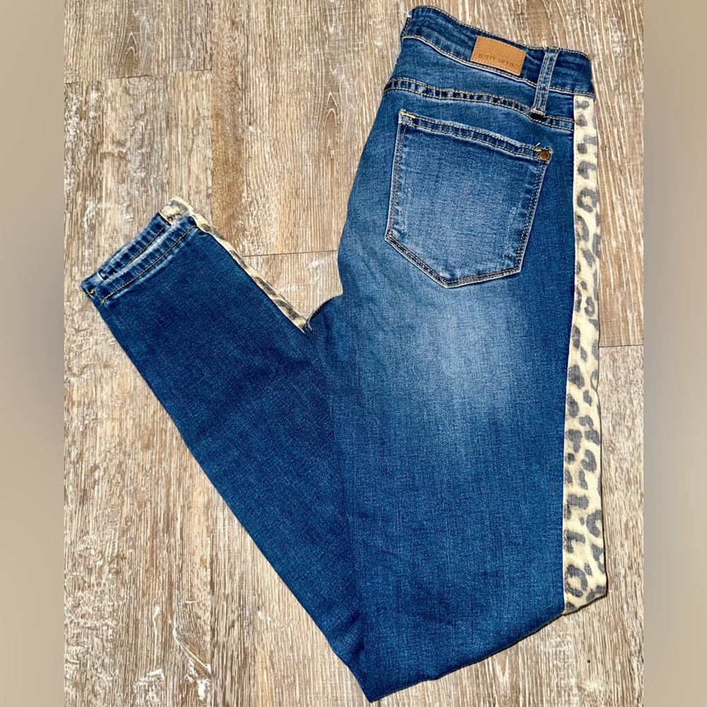 Judy Blue Denim Skinny Jeans with Leopard Cheetah Print Side Detail